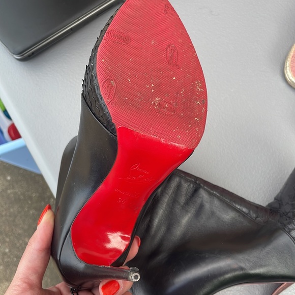 Authentic Red Bottoms booties with reptile tip - Picture 4 of 12